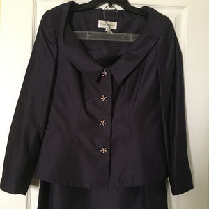 Renee DuMarr Skirt Suit size 12